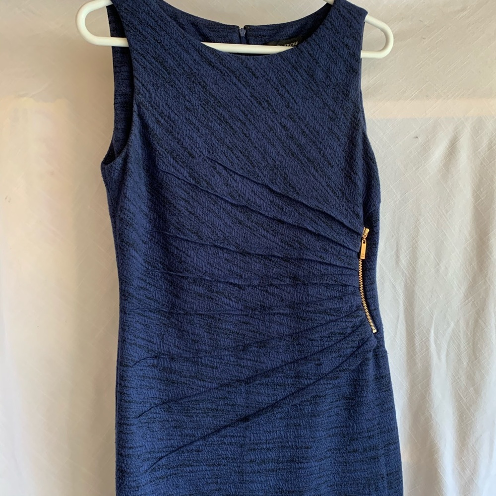 Gorgeous blue/black dress with gold zipper sz 10